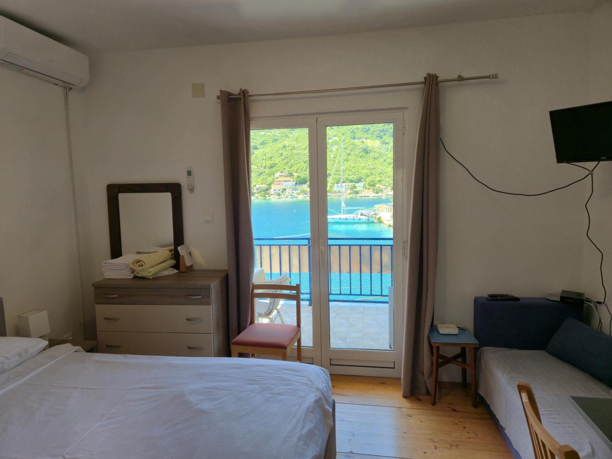 Apartments Lampalo Okuklje Zewnętrze zdjęcie